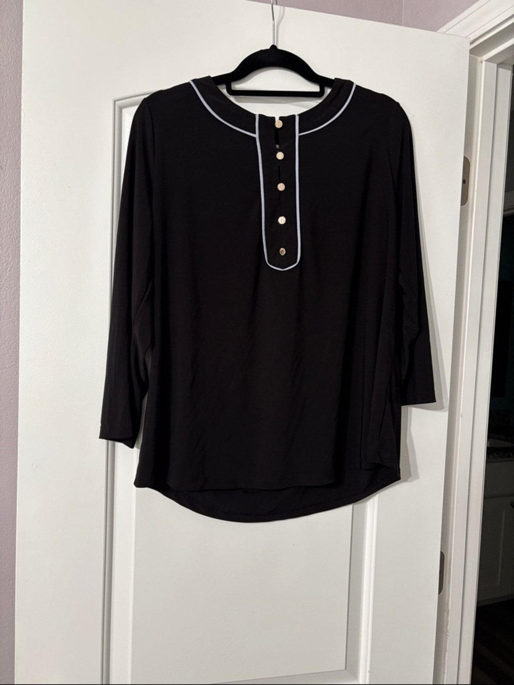 Black Contrast-Trim Henley Tunic Top